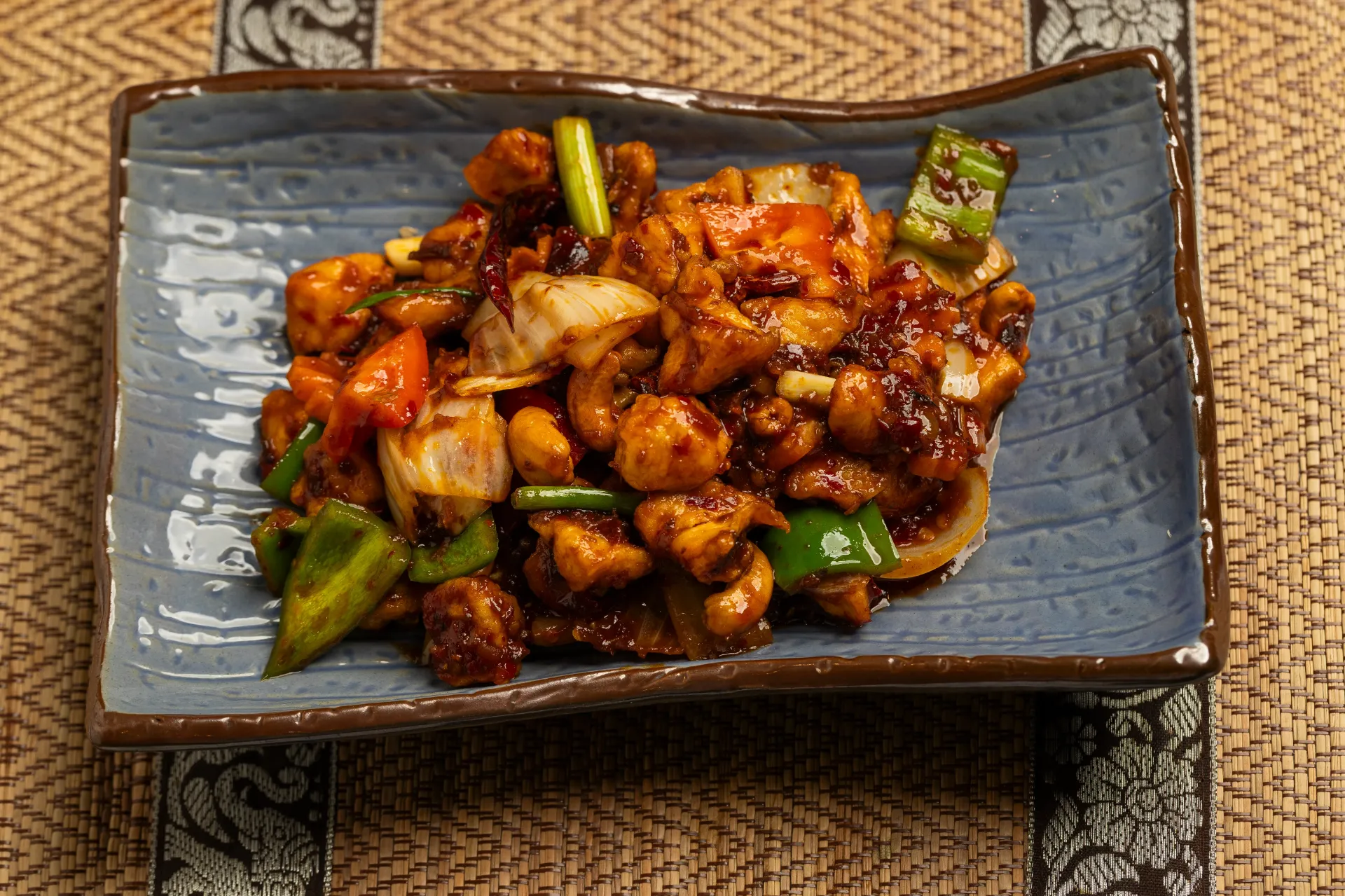 Fried Chicken with Cashew Nuts