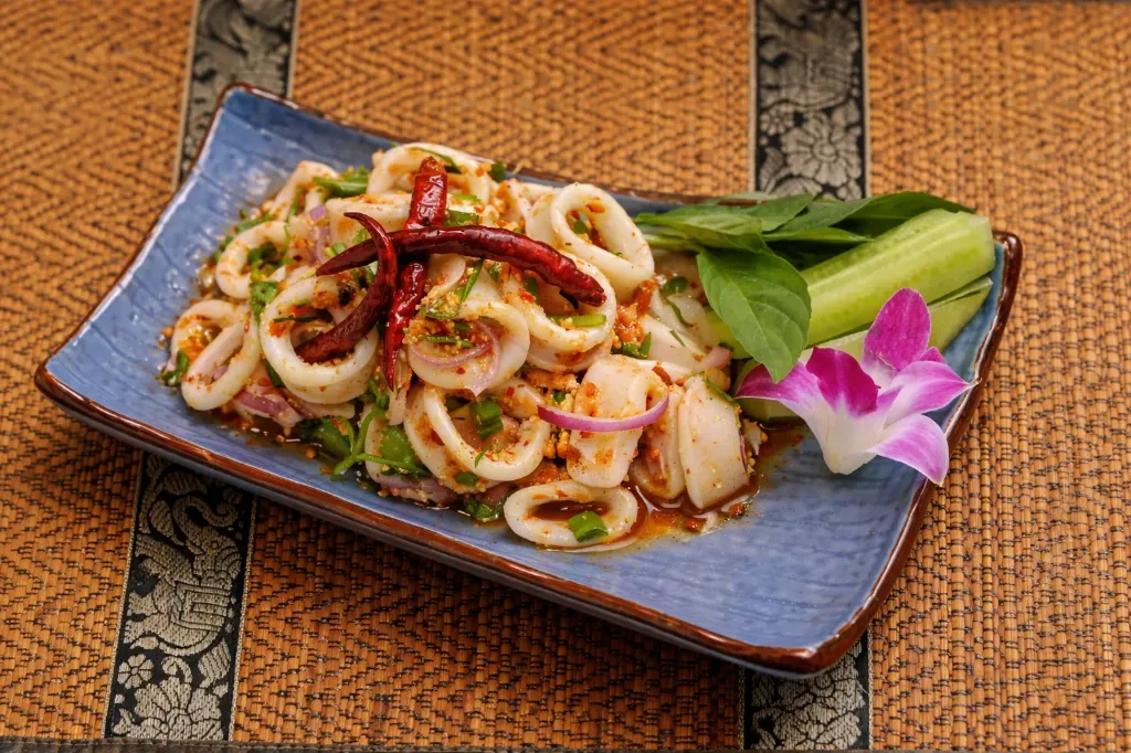 Lap Salad (Seafood)