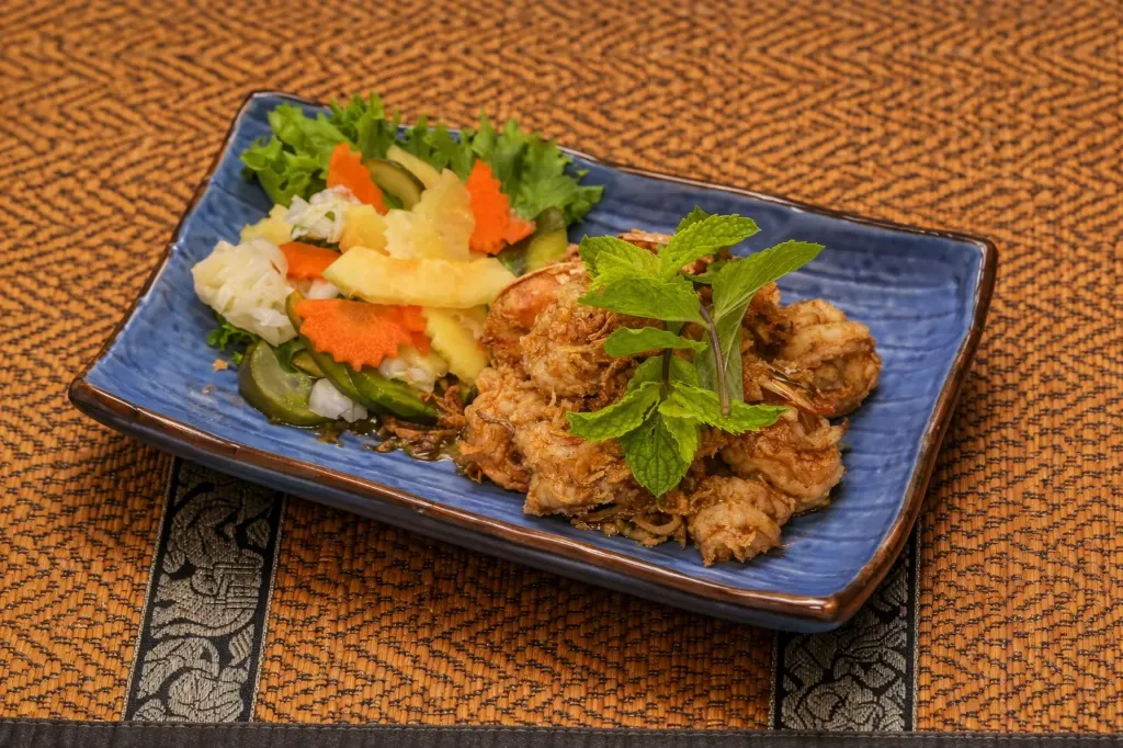 Fried Shrimp with Tamarind Sauce