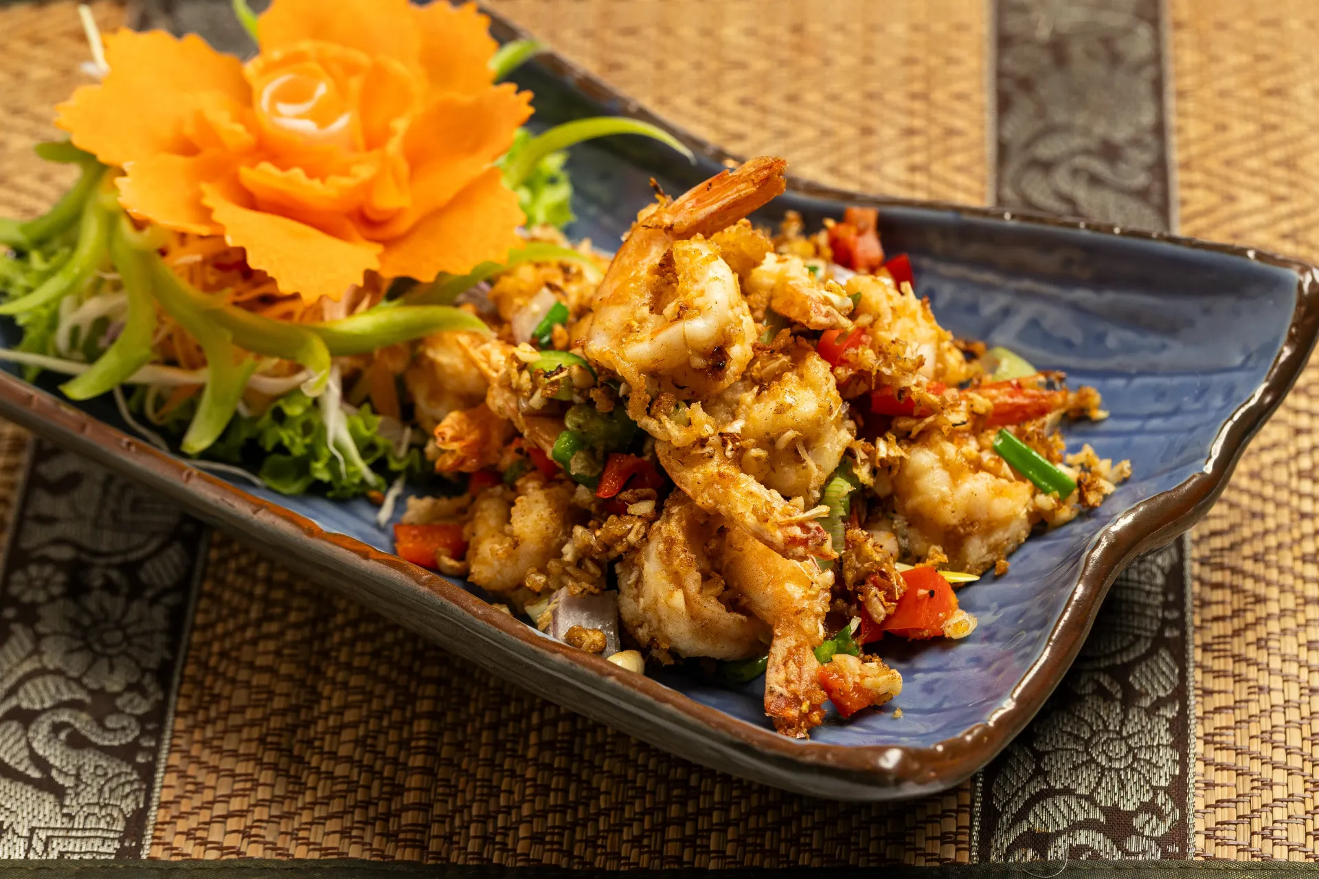 خونغ باد بريك كلير - กุ้งผัดพริกเกลือ