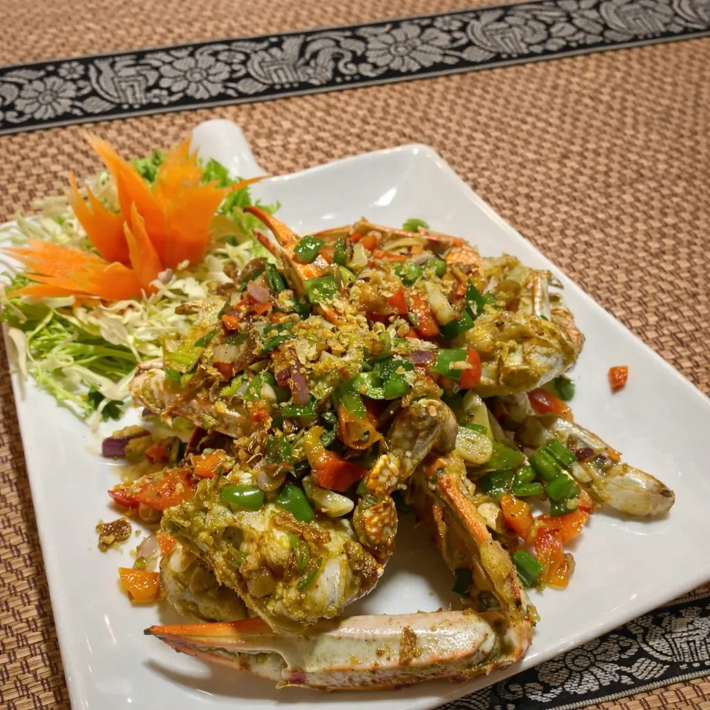كراب باد بريك كلير - ปูผัดพริกเกลือ