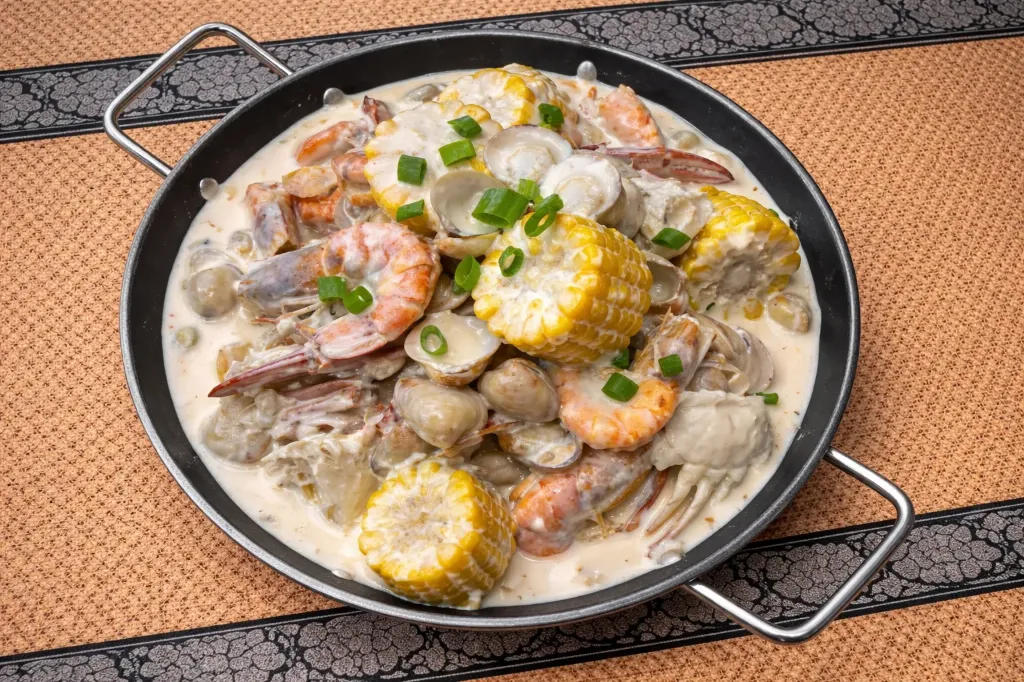 Seafood Pot White Sauce (Small, No, No, No, No, No, No)